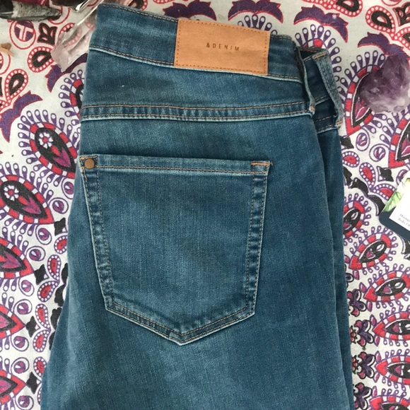 H&M Super Skinny Low Waist Jeans - Picture 3 of 4